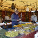 Auf dem grossen Markt (11)